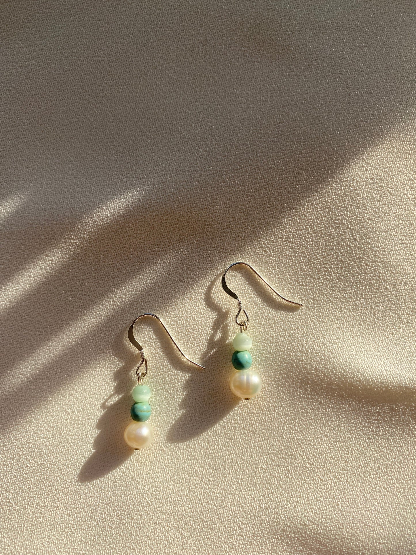 Magnesite & Pearl Earrings